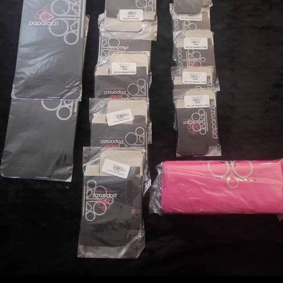 Paparazzi Accessories Business Bundle - Picture 8 of 11